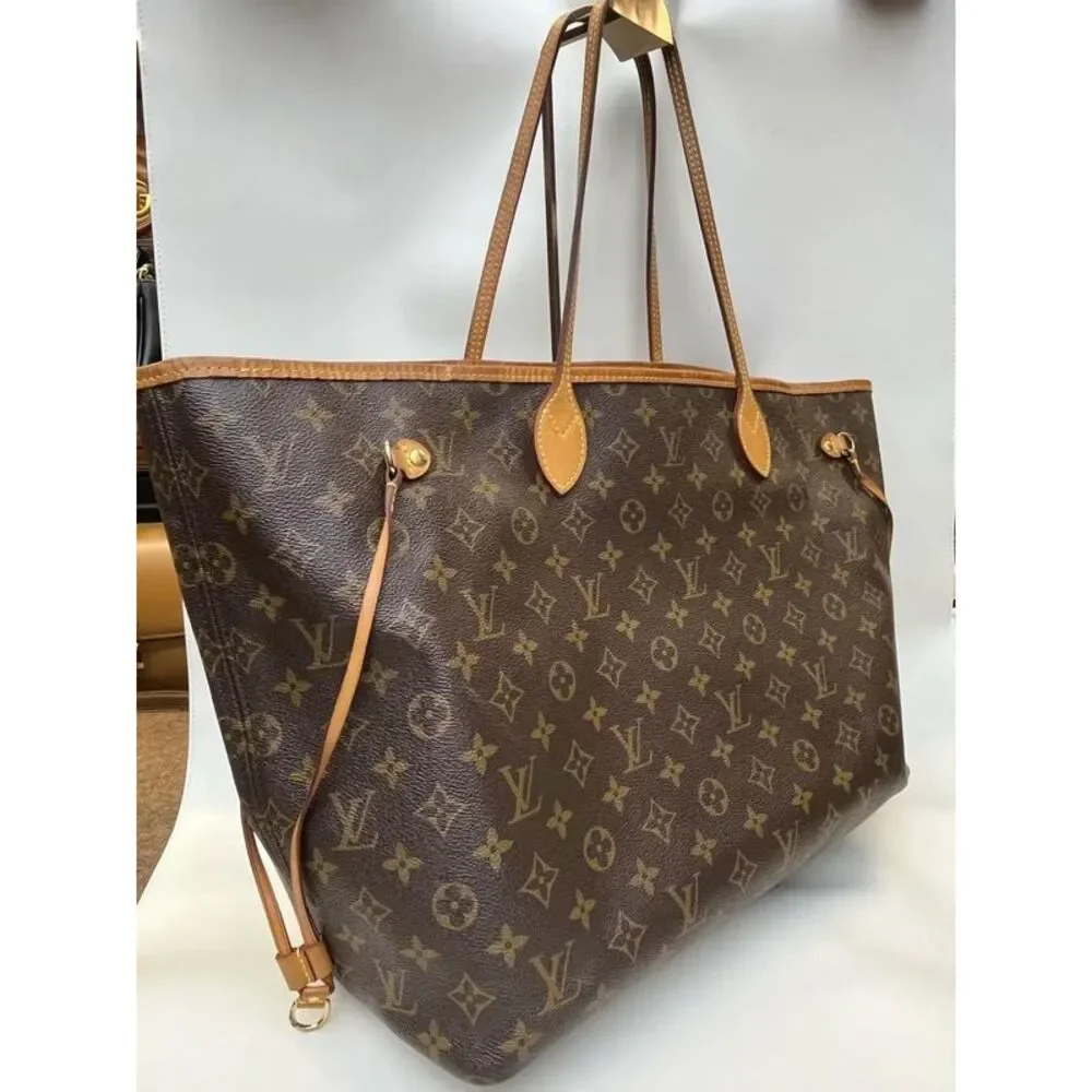Louis Vuitton Women Pre-Loved Bag Very Good Condition